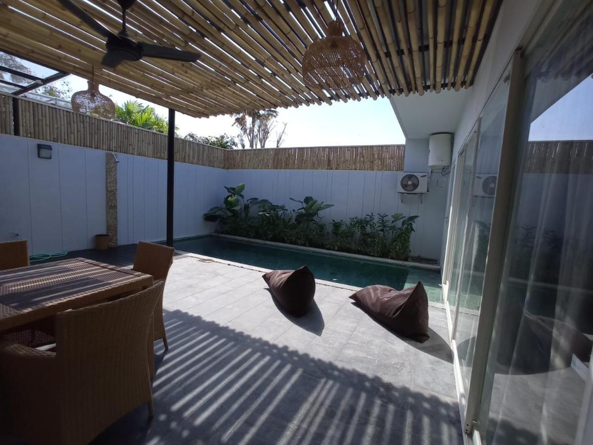 Nueve Springleaf Villa
